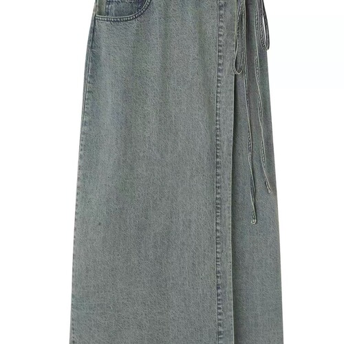 Luna7xi Retro Washed Denim Skirt for Women - Summer 2024 New Arrival High-Waist Slimming Design Sense Skirt with Slits