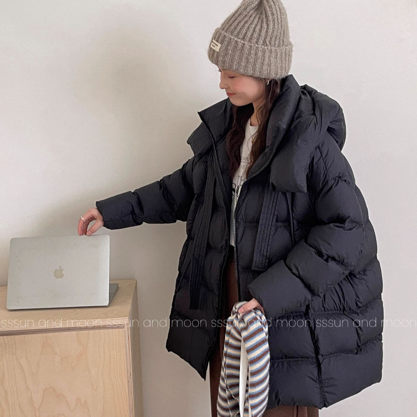 Korean Style Ribbon Hooded down Jacket for Women 2025 New Loose Puff Thickeneded Mid-Length Turtle Back Fashion Jacket