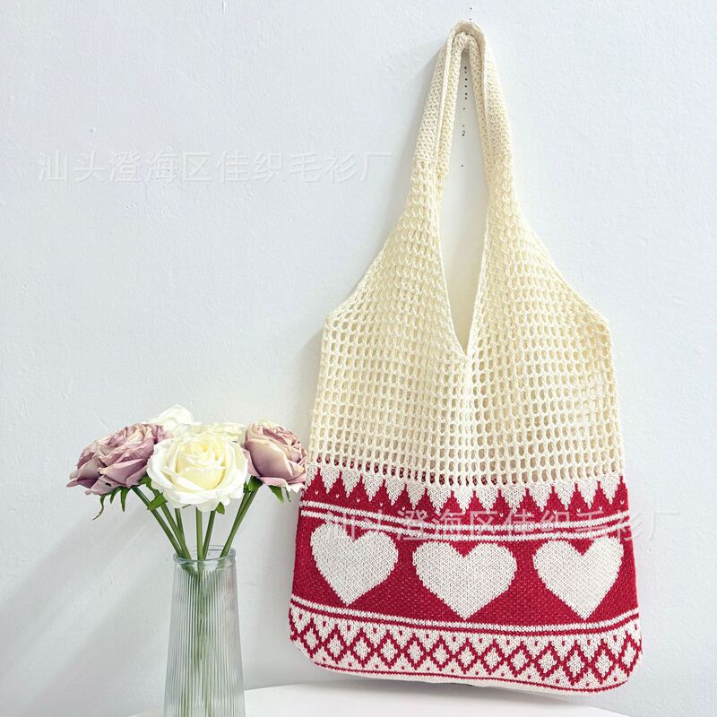 2025 New Large Capacity Tote Bag Beach Bag Knitted Bag Straw Woven Bag Love Pattern Bohemian Style Bag
