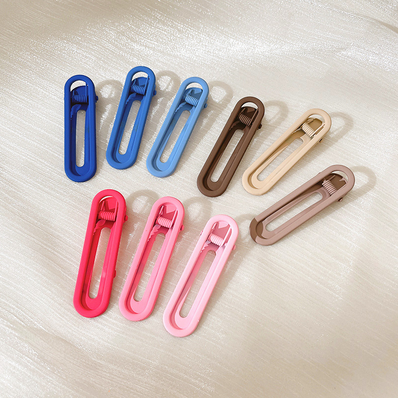 Clip de flequillo lateral rojo de la red femenina 2025 nueva horquilla simple clip de una línea horquilla clip de cabello roto tocado clip de pico de pato