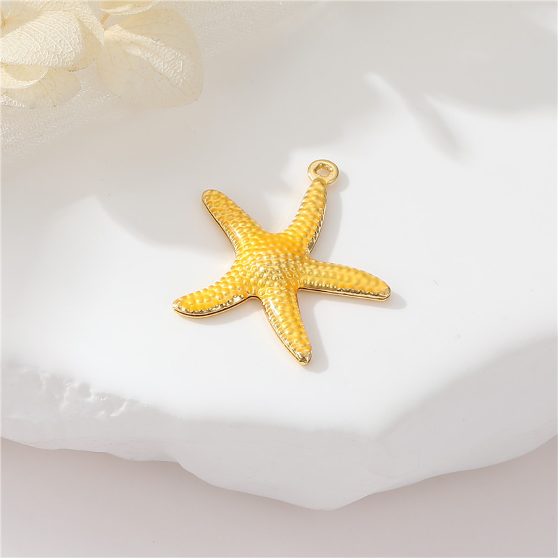1 Piece Copper Gold Plated Starfish Pendant display picture 3