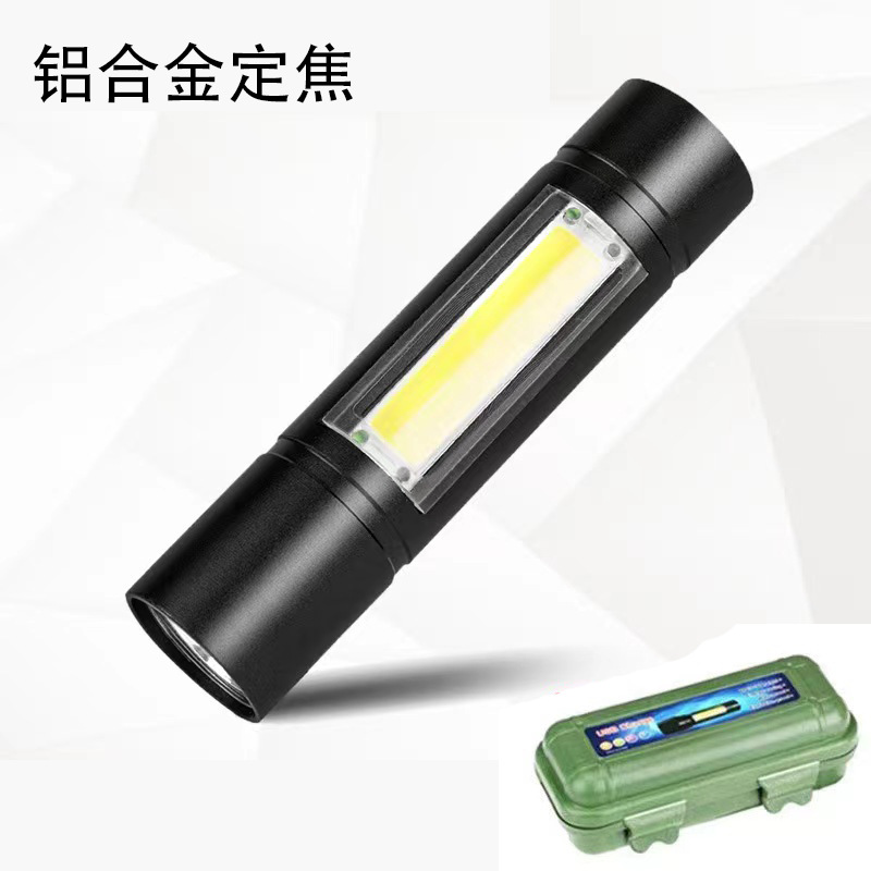 Mini luz fuerte transfronteriza pequeña linterna portátil luz lateral al aire libre hogar recargable LED zoom luz de trabajo de largo alcance