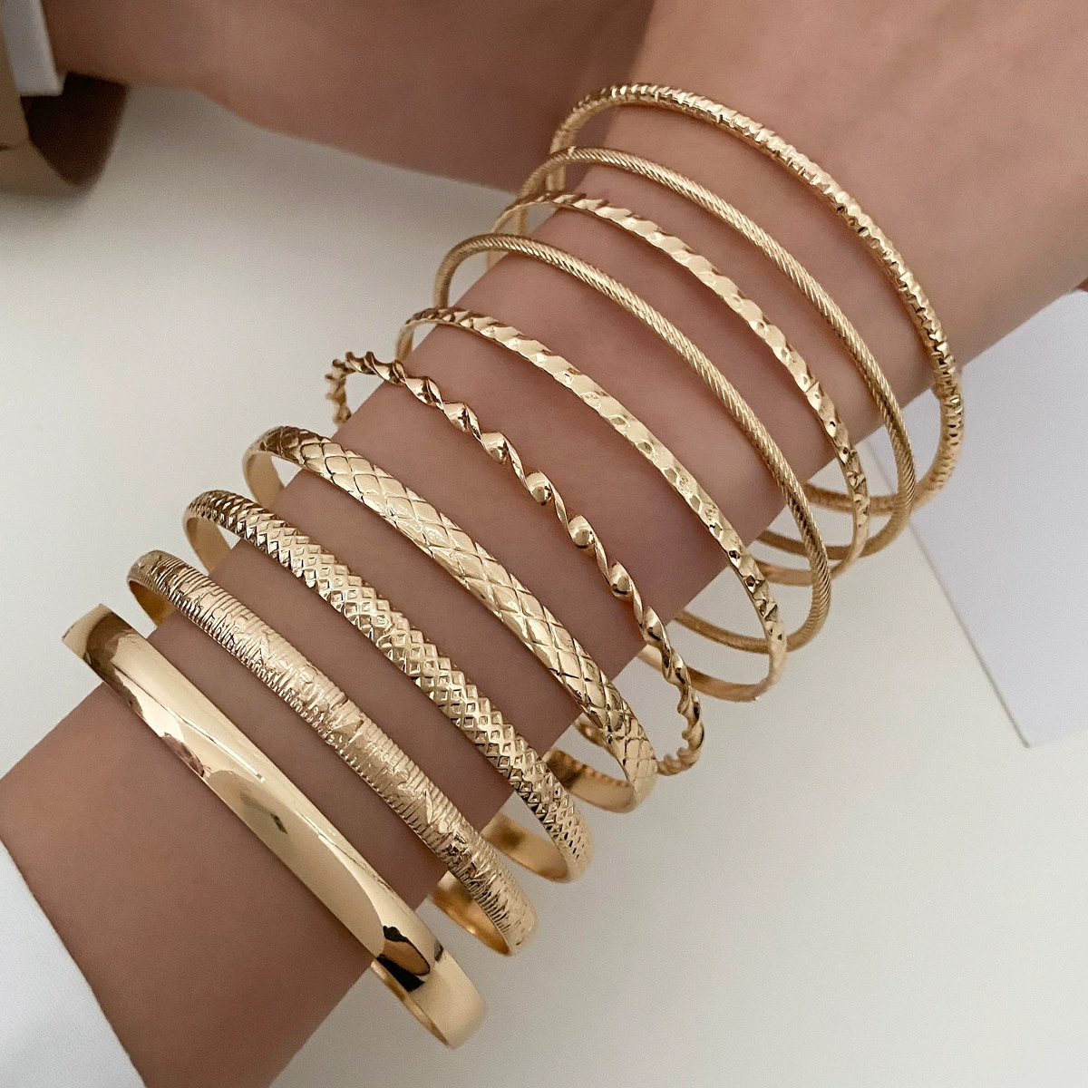 Metal Bracelet Set, 4-Piece Multi-Style (hip-hop, punk, European) – mixed finishes