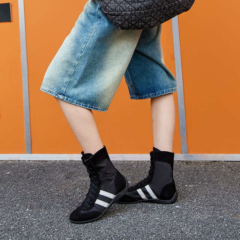 Adidas Same Style Ready-Made Boxing Shoes with Inner Heightening Ballet Shoes, Sports Style Short Boots for Women, Breathable and Fashionable Moral Training Shoes for Women