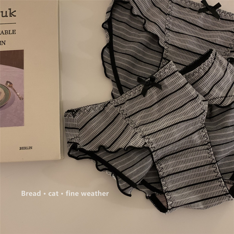 Korean style girl's private ruffled cute underwear women's sexy low waist cotton underwear women's cotton wholesale