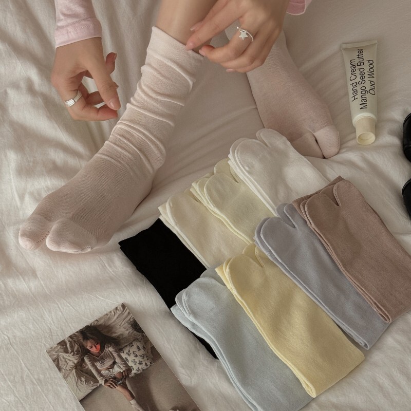 Silk Split-Toe Socks, Two-Toe Sheep Hoof Socks, Summer Thin Breathable Solid Color Mid-Calf Maternity Socks, Slouch Socks, Two-Toe Socks Silk Split-Toe Socks, Two-Toe Sheep Hoof Socks, Summer Thin Breathable Solid Color Mid-Calf Maternity Socks, Slouch Socks, Two-Toe Socks
