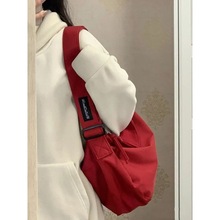 红色风帆布包大容量单肩包学生上课日系斜挎大包斜挎包女休闲包包