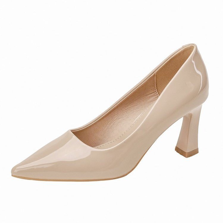 2025 nuevos zapatos de piel suave con falda de viaje profesional no cansados pies desnudos tacones altos de punta gruesa para mujeres