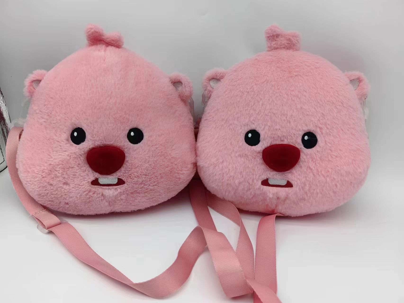 Comercio exterior nueva bolsa de felpa, muñeca, bolso, máquina de agarre, máquina de garras, intercambio de muñecas, muñeca de oso, ciudad de videojuegos, intercambio de mochilas