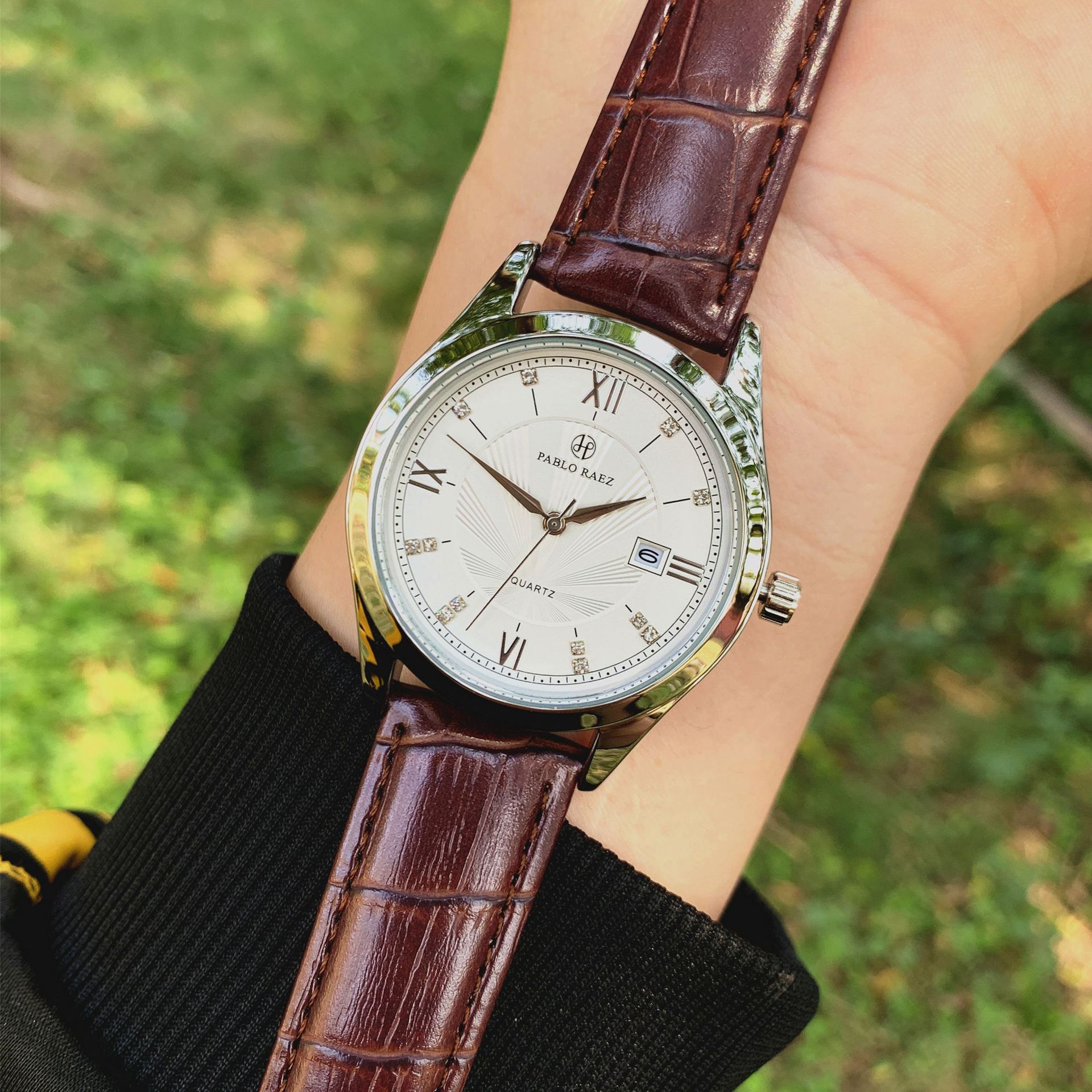 Authentic men's watches with good looks, cross-border foreign trade, hot-selling watches, high-end student exam tables, e-commerce dropshipping_voghion.com