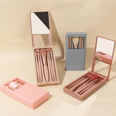 新しい5本の鏡の箱の化粧のブラシのセットは窓を開けて鏡の目のアイシャドーの柔らかい毛の平価の携帯のモランディを持ちます。