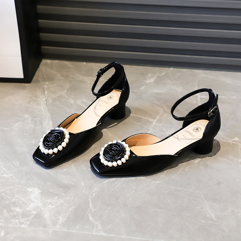 Rose Fragrant Style Patent Leather Pearl Camellia Flower Sandals Women's Summer Square Thick Heel Hollow High Heel Shoes