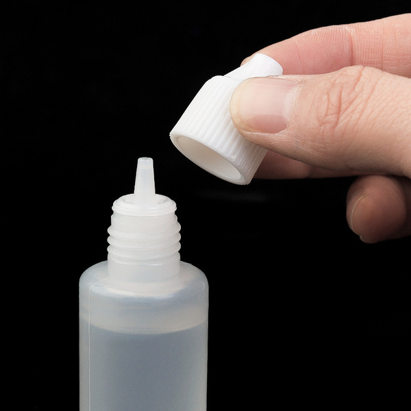 transparent children's non-woven glue