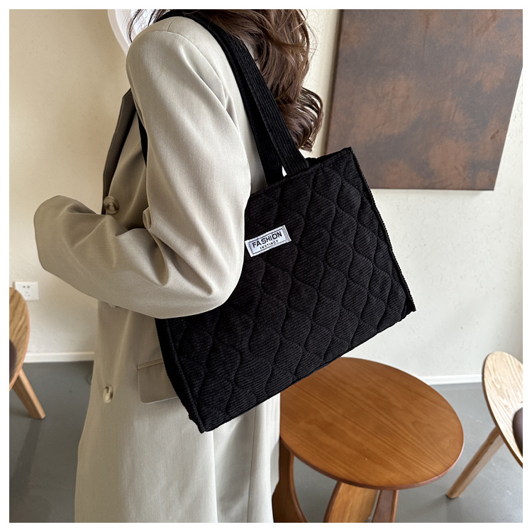 157g Weight Polyester Lining Material Magnetic Buckle Closure Type Single Shoulder Strap Strap Type Shoulder Bag, Handbag Bags Type Casual, Daily Occasion Women's Medium All Seasons Canvas Solid Color Classic Style Square Magnetic Buckle Shoulder Bag Handbag