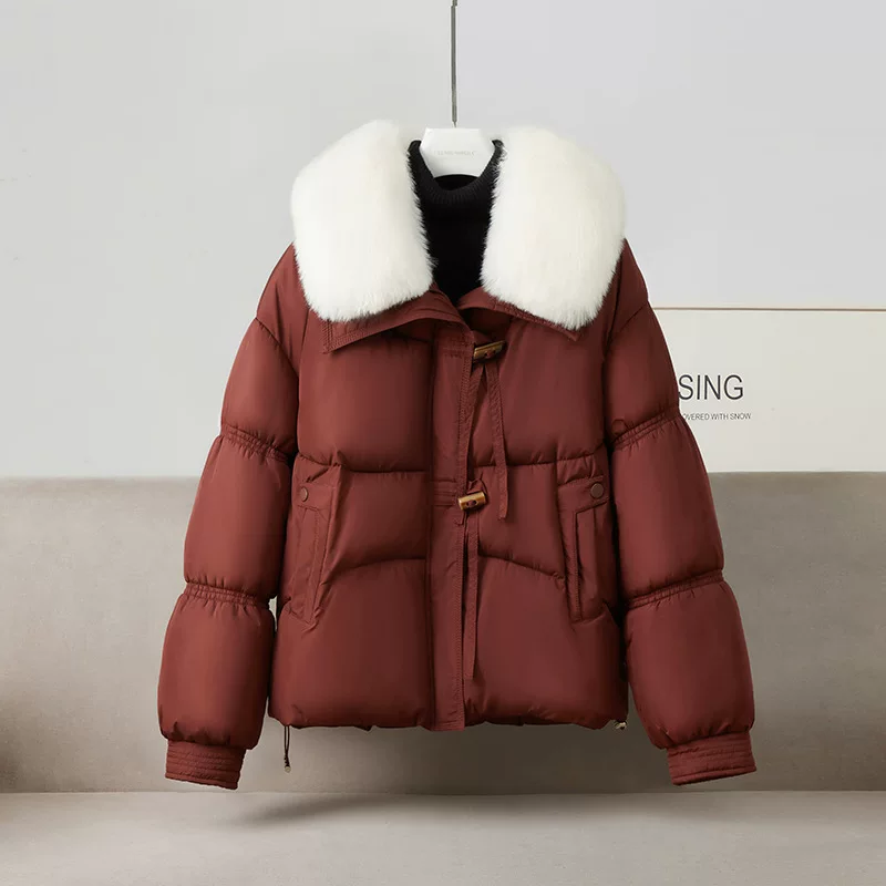 Capacious winter short down jacket with down, 2025 years, western style