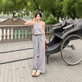 挂脖条纹背心阔腿裤套装女夏季休闲度假两件套宽松显瘦沙滩风穿搭