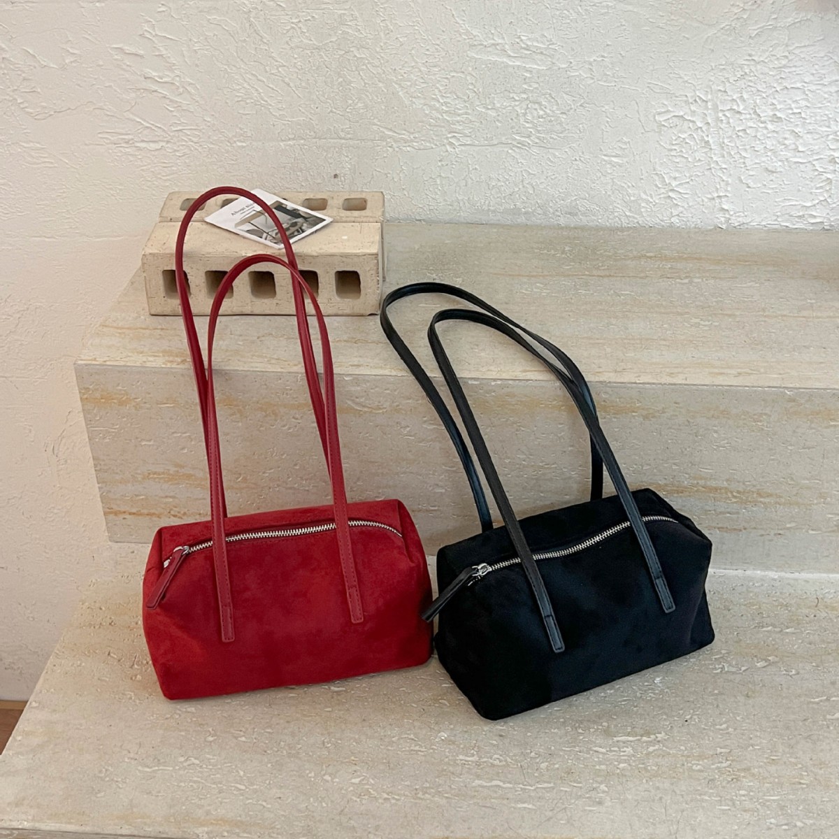 Fashionable retro matte shoulder bag, versatile for commuting, casual trendy underarm bag, stylish and simple suede Boston bag