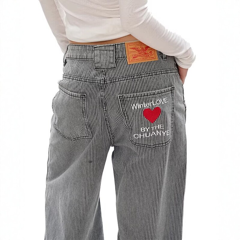 American Retro Vertical Striped Wide-Leg Jeans for Women, Loose Straight-Cut with Drape Effect, Heart Embroidery Design, Long Pants for Spring and Autumn American Retro Vertical Striped Wide-Leg Jeans for Women, Loose Straight-Cut with Drape Effect, Heart Embroidery Design, Long Pants for Spring and Autumn