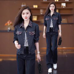 时尚牛仔短款外套女2025秋季新款洋气宽松翻领印花休闲夹克上衣潮