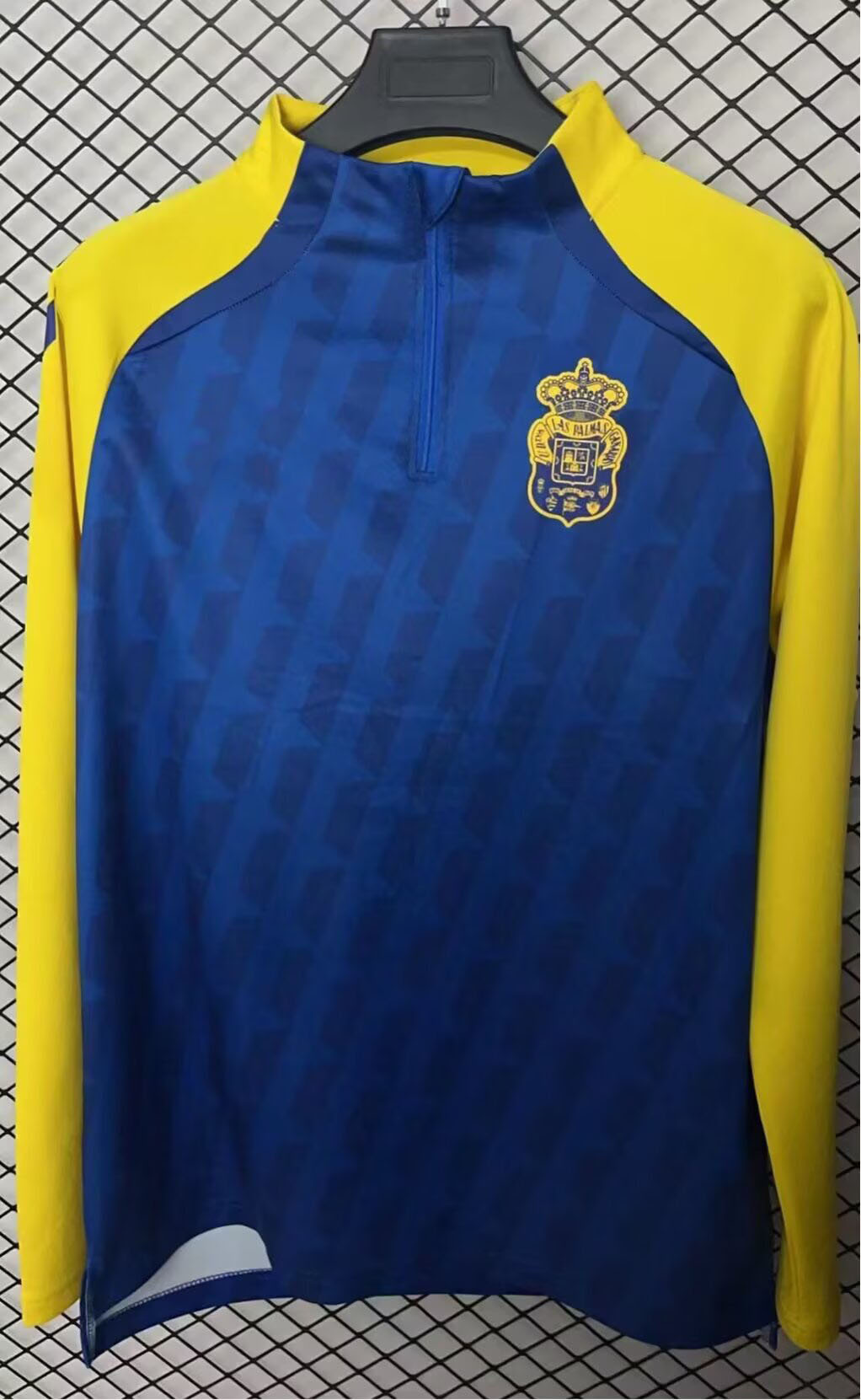 2526 Las Palmas medio azul