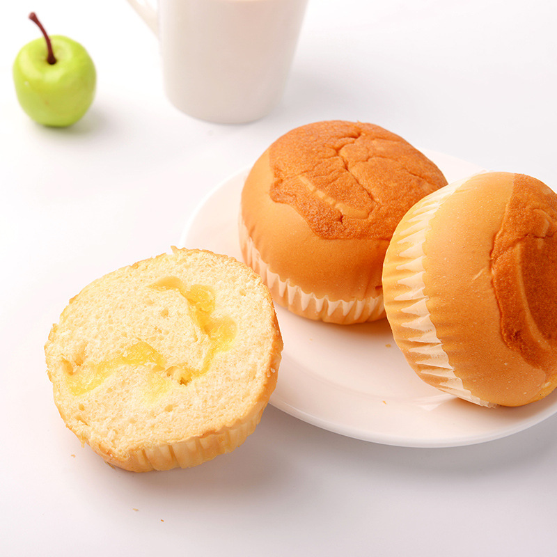 達利園の朝食は小さいパンを包んでお菓子を食べます。|undefined