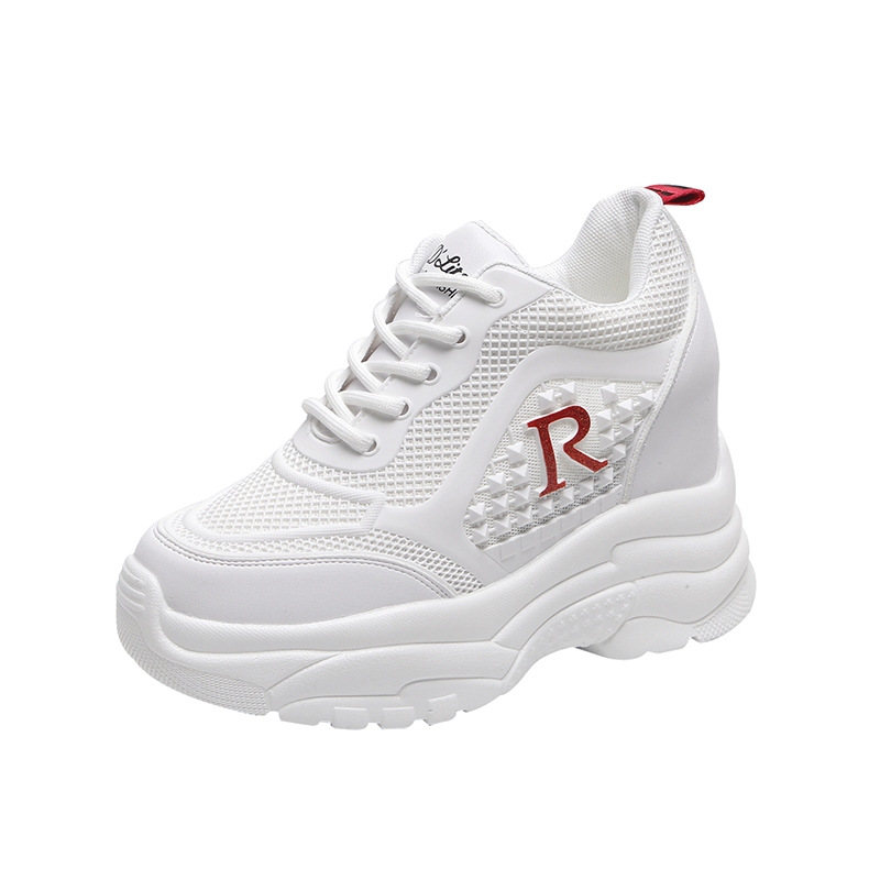 Zapatos de papá para mujeres 2025 primavera y verano super caliente con suela gruesa interior de 5cm de zapatos de malla casuales pequeños