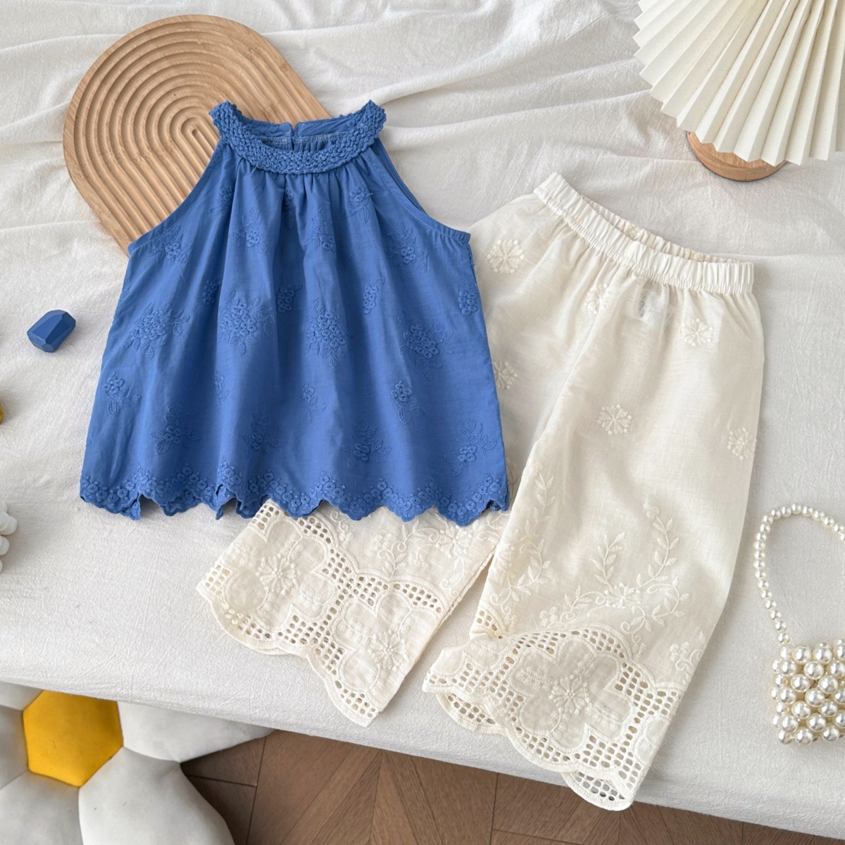 Girls' Stylish Summer Outfit 2025 New Trendy Top and Korean-Style Lace Pants Two-Piece Set for Baby Girls 6782