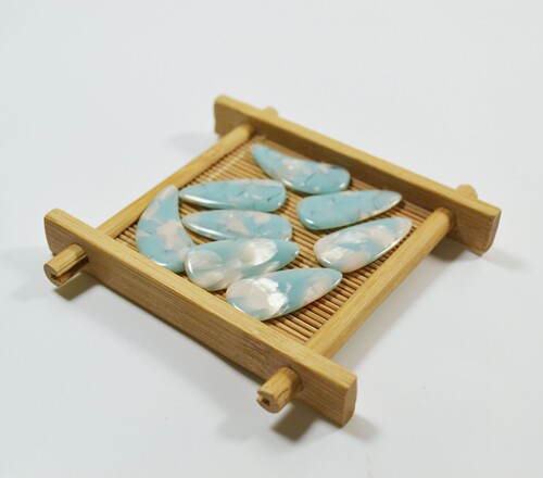 Manufacturer wholesales colorful guzheng nails with finger-wagging artifacts, professional playing guzheng nails for adults and children