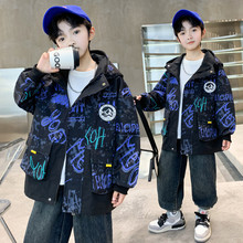 男童秋装冲锋衣外套2025新款春秋季洋气中大儿童男孩派克服加绒潮
