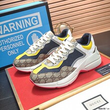 �W��վ�¿��ϵ�Ь����ɸ��ƴɫӡ�����m�\��Ь��Ů��H���eЬ��