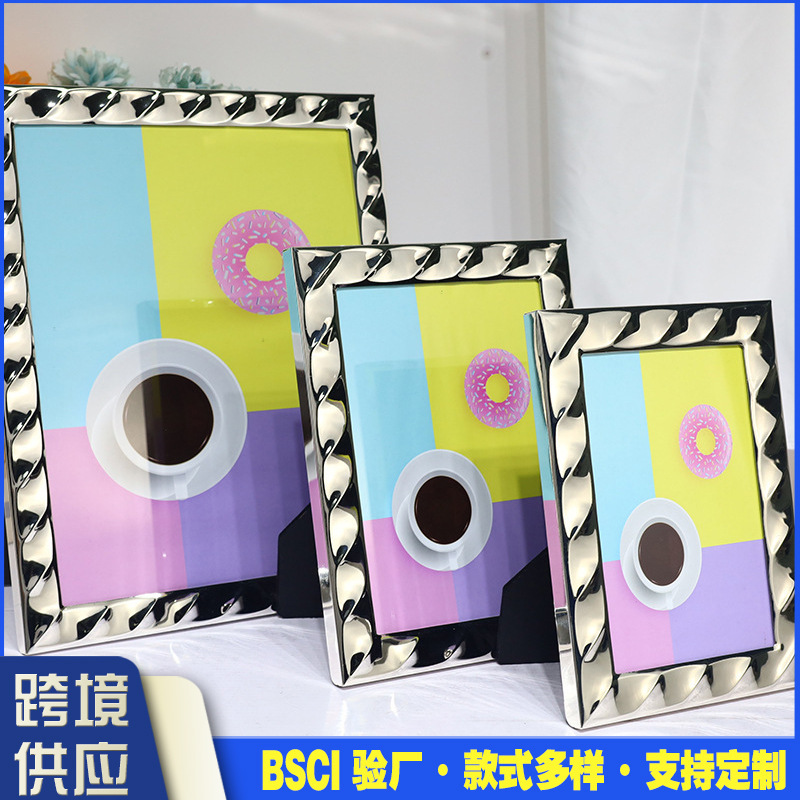 Factory Direct Sales High-End Simple 6-Inch 7inch 10inch Stamped Concave and Convex Threaded Glossy Metal Photo Frame Ornaments Wholesale Factory Direct Sales High-End Simple 6-Inch 7inch 10inch Stamped Concave and Convex Threaded Glossy Metal Photo Frame Ornaments Wholesale