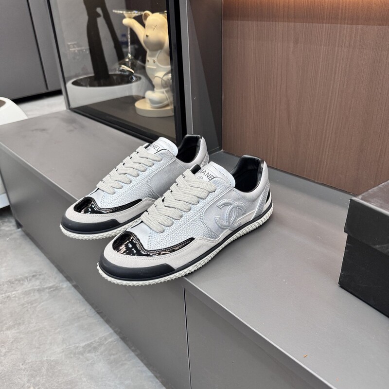 Luxury Chanel-Style 25 New Model Casual Shoes, Leather Color-Blocking Sneakers, Export Round-Toe Lace-Up Versatile White Shoes