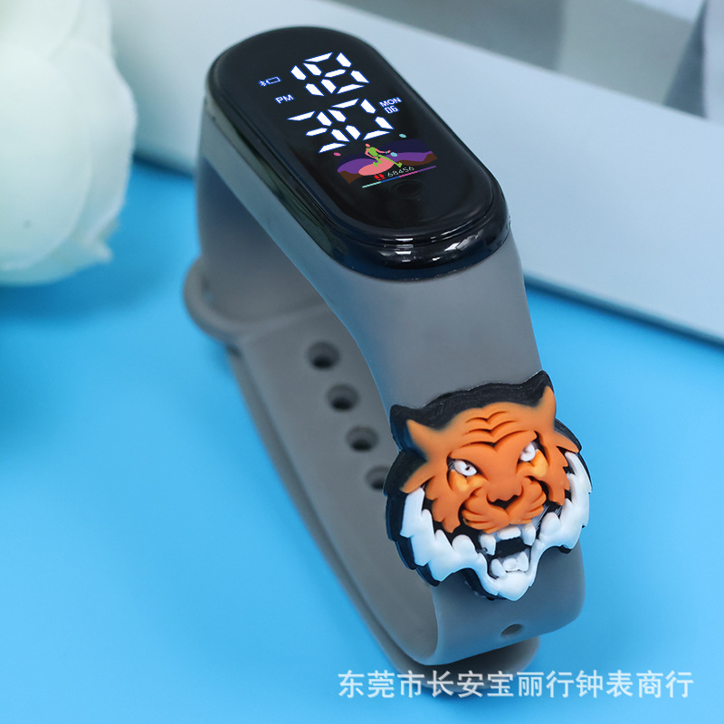 Gray-Tiger Head