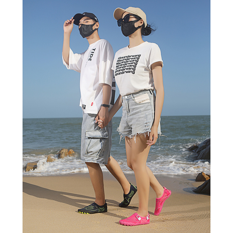 Spot direct selling men's and women's sports casual shoes Outdoor Swimming Diving Snorkeling beach shoes breathable quick-drying Brook shoes
