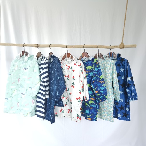 Japanese single-tailed goods ins style unicorn starry sky strawberry light big hat brim school bag children's raincoat