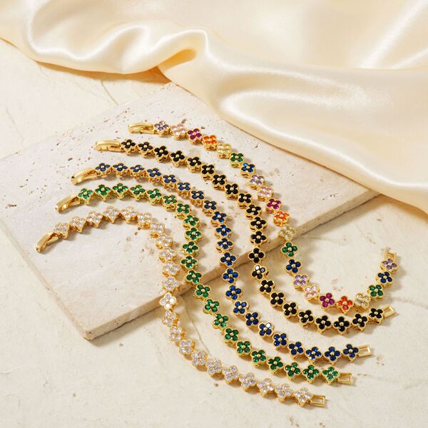 Design copper fashionable universal bracelet with zircon