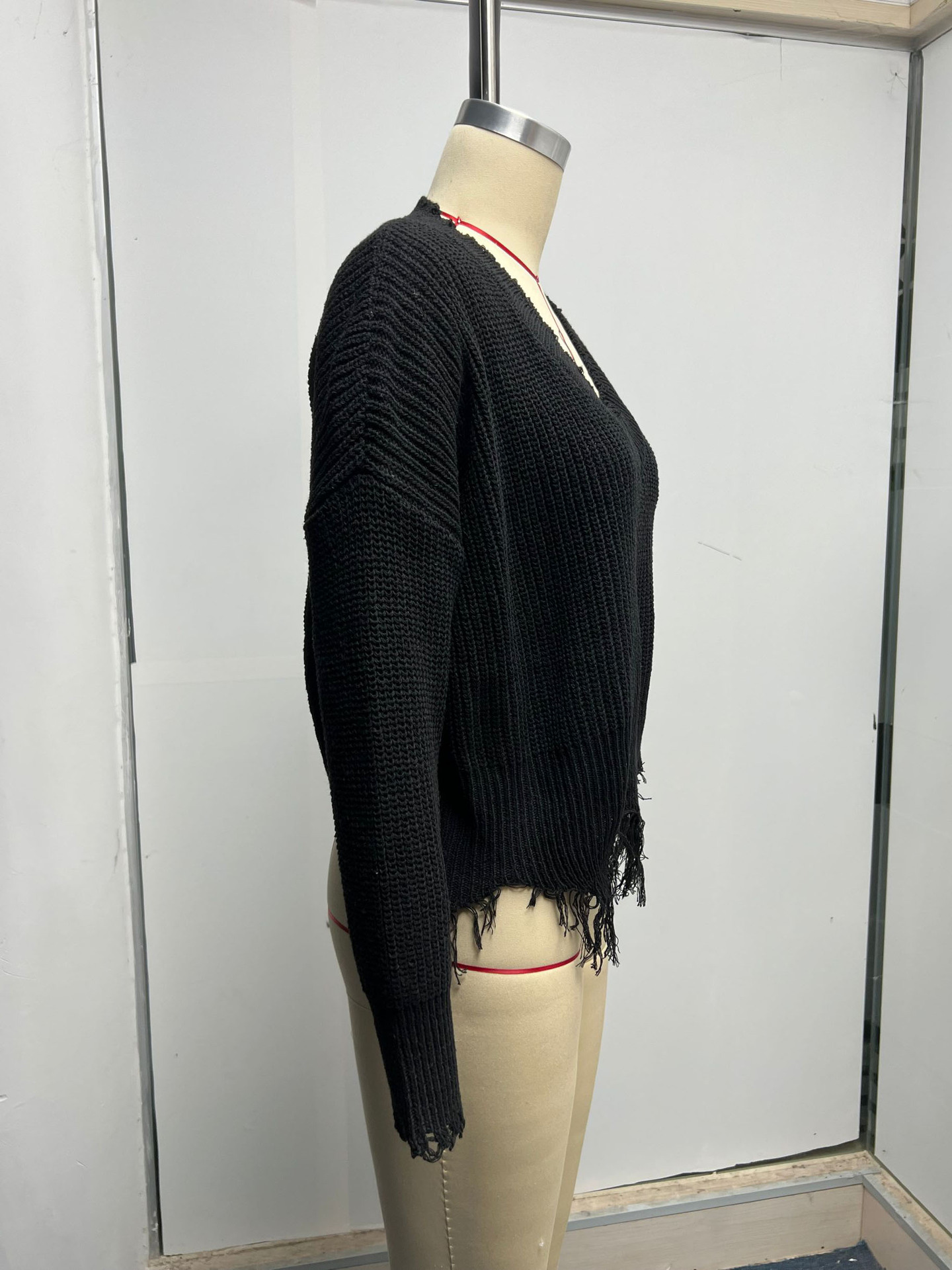 Cotton Tassel Ripped Sweater 3