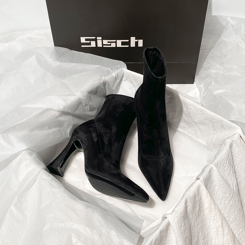 Damen Stiefel In Schwarz Aus Wildleder Mit Spitzem Absatz_voghion.com