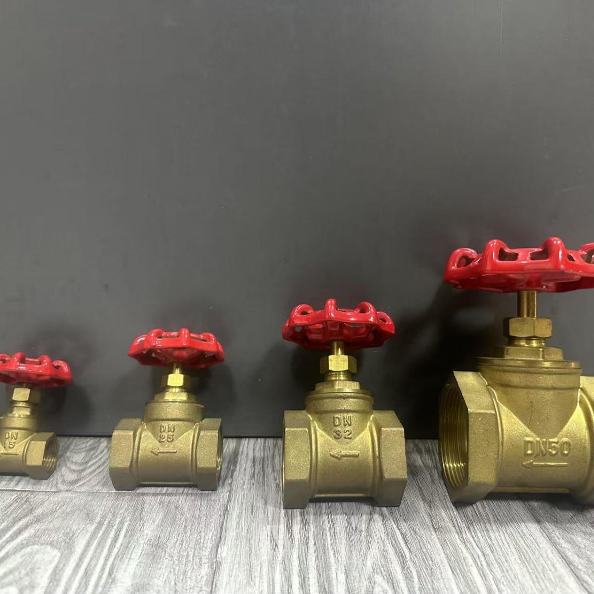 全铜截止阀给排水空调暖通管道系统流量调节阀DN15-50管路全通径