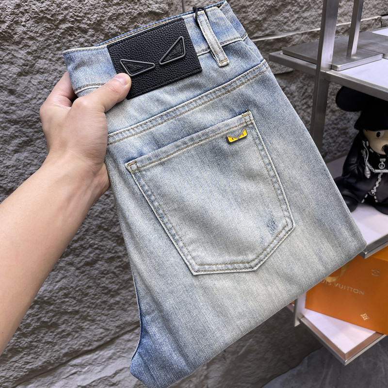 Guangzhou Xintang Men's Jeans Korean Version Stretch Slim Fit Tapered Cross-Border European Thin Light Blue Little Monster Pants