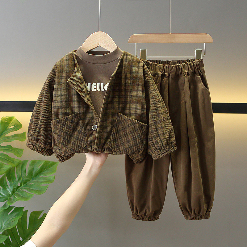 6133 Traje de otoño para niños 2025 nuevo estilo Chaqueta de pana para niños pequeños y medianos traje de primavera y otoño para bebés de tres piezas