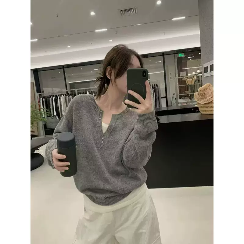 LEKA韩系简约V领针织打底衫2026秋冬新款半开领内搭毛衣上衣女