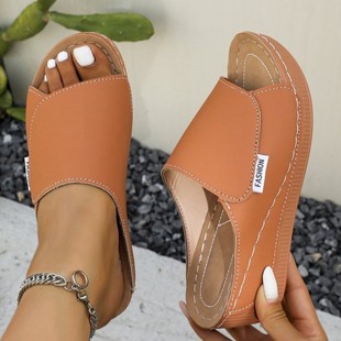 Summer New Wedge Slippers European and American Fashion Fish Mouth Sandals and Slippers Outer Wear Lightweight Beach Women's in stock Sandals and Slippers