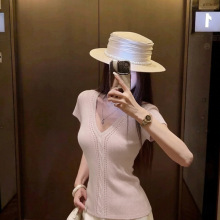 ����ᘿ������Ů���ļ�2026�¿�Շ��з�ɫ�����I�黨�U������