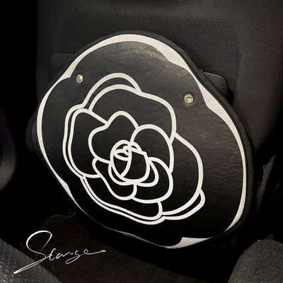 Rear Universal Cute Cartoon Car: Chair back anti-kick pad
