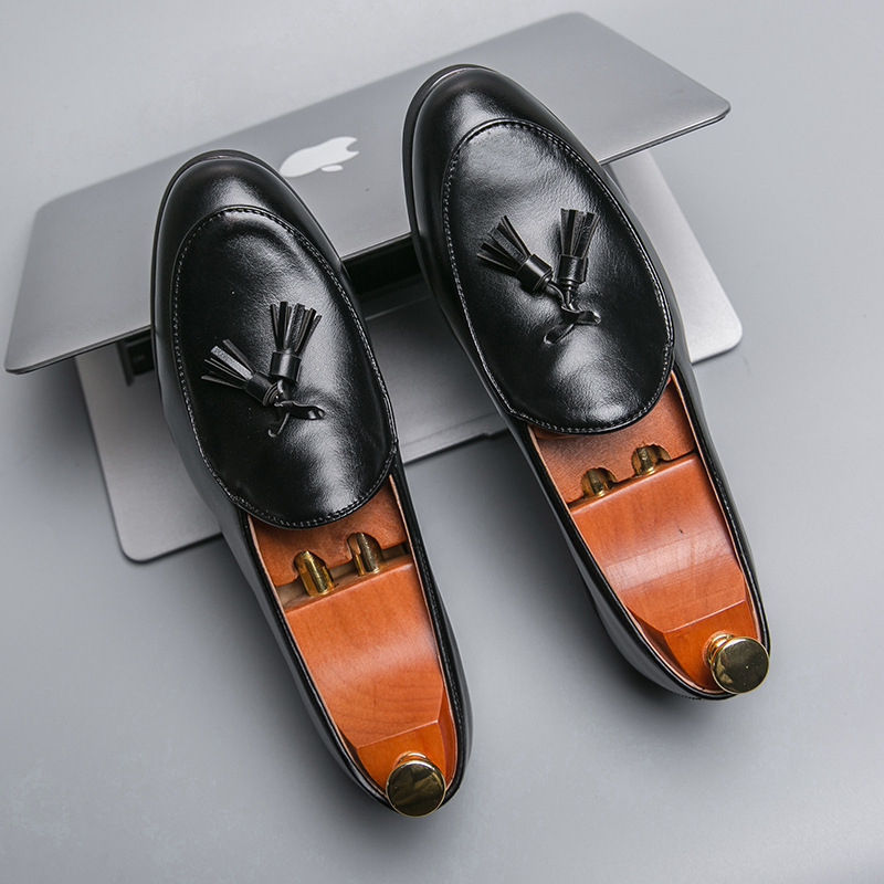 Comercio extranjero transfronterizo zapatos de cuero de bordas grandes hombres 38 - 46 yardas hombres de negocios británicos zapatos Lefour para hombres image 5