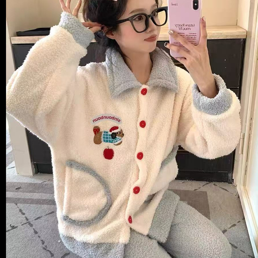 88134