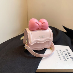 秋の新型韓国版ミニ子供女の子ショルダーバッグ蝶結びチェーン斜め掛けカバン親子カバン