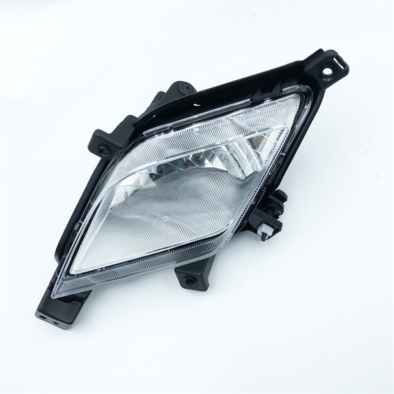 Front fog lamp 8320134001 for car Corando front bumper bracket fog lamp wholesale front bumper lamp