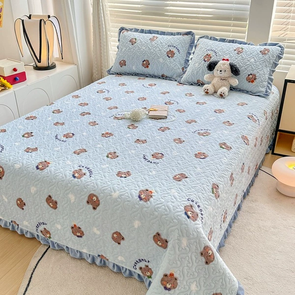 Milk velvet bed cover [Tie Bear]